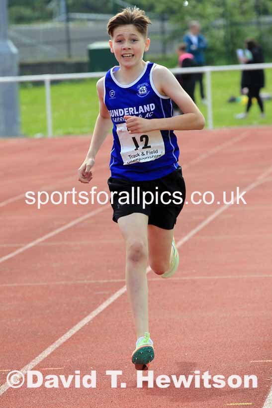 Boys Under-13s 800 metres, 2023 North Eastern Track and Field Champs., Middlesbrough Sports Village, Middlesbrough. Photo: David T. Hewitson/Sports for All Pics